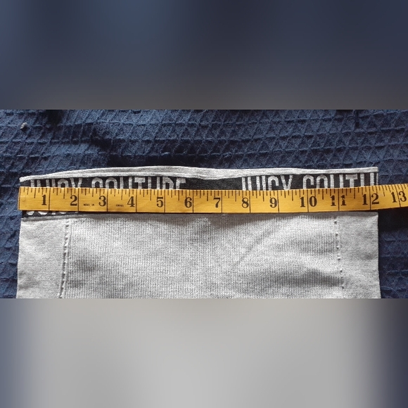 Juicy Couture compression shorts, size M - Picture 4 of 5
